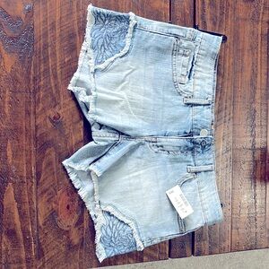 Size 2 Aeropostale Midi Shorts NWT